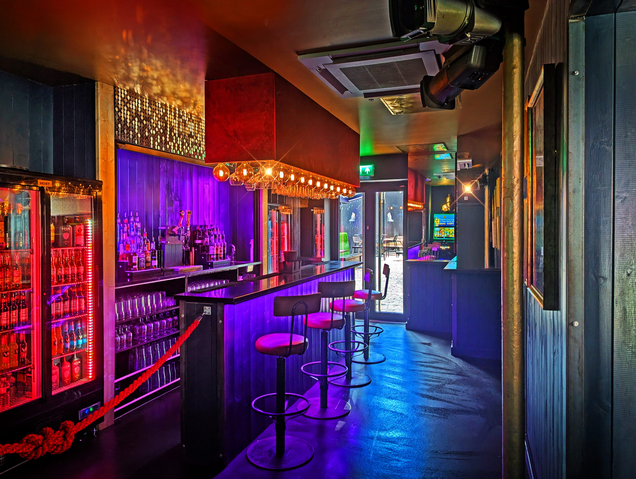 WESTEND1